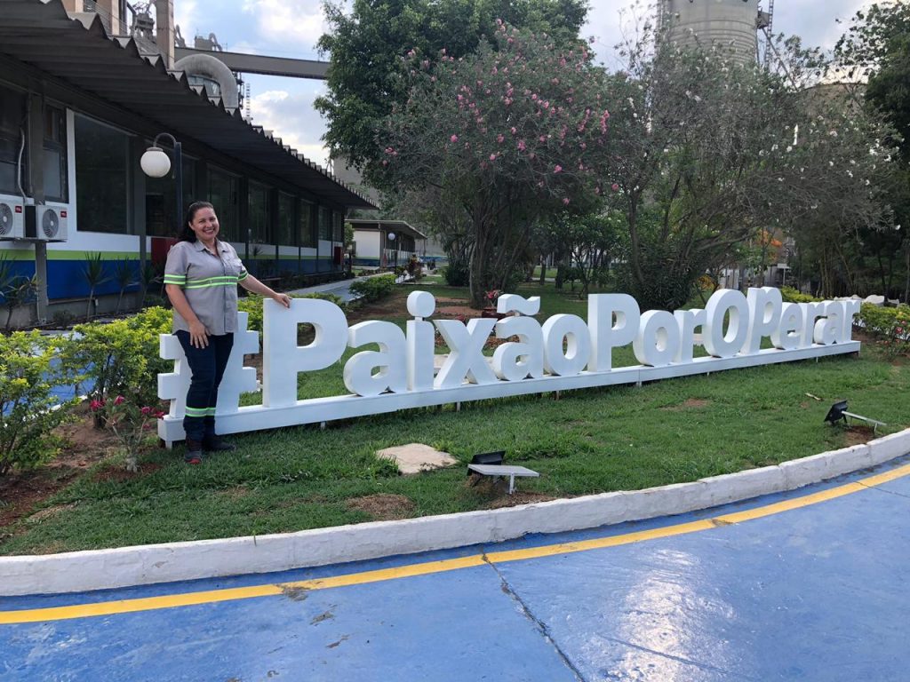 Elielza Vieira de Moraes em nossa fábrica de Sobradinho (DF)